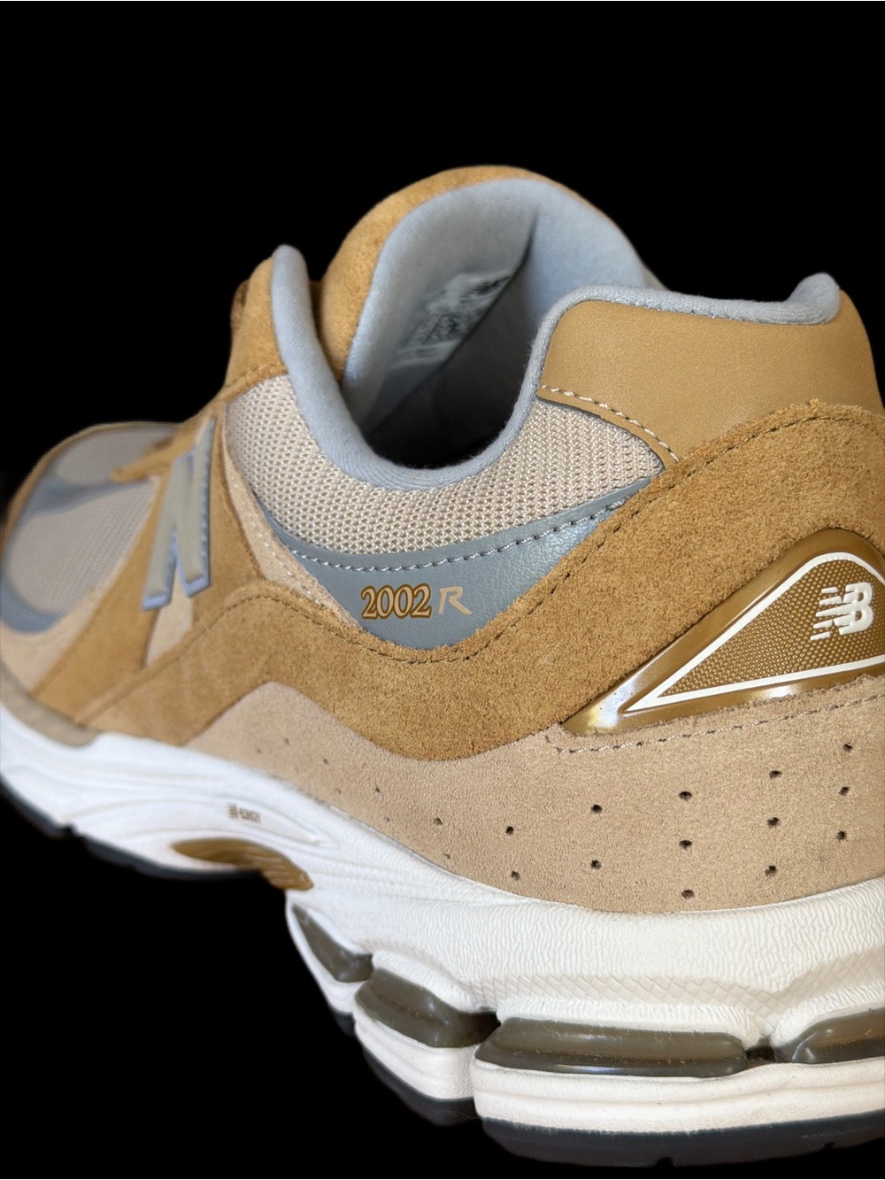 🔥New Balance 2002R Men's 11 Tan and Gray Suede Mesh Lifestyle sneakers - Picture 11 of 13